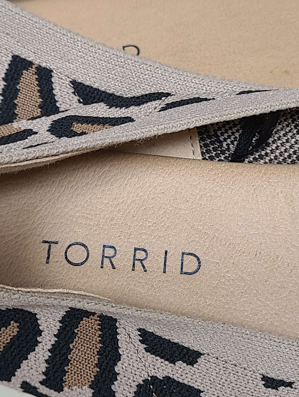 Torrid Leopard stretch knit ballet flats size 8WW - Picture 8 of 10